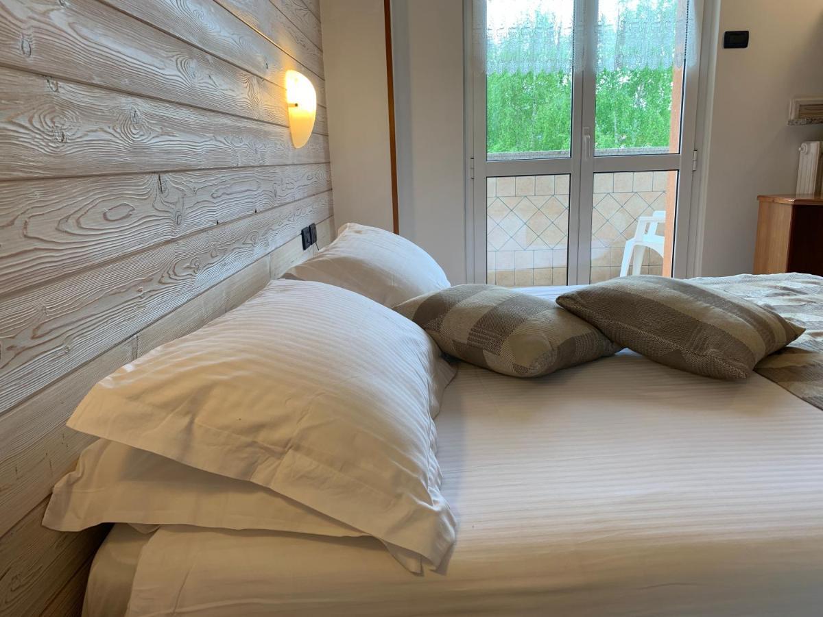Albergo Moderno & Spa Fuipiano Valle Imagna Екстер'єр фото