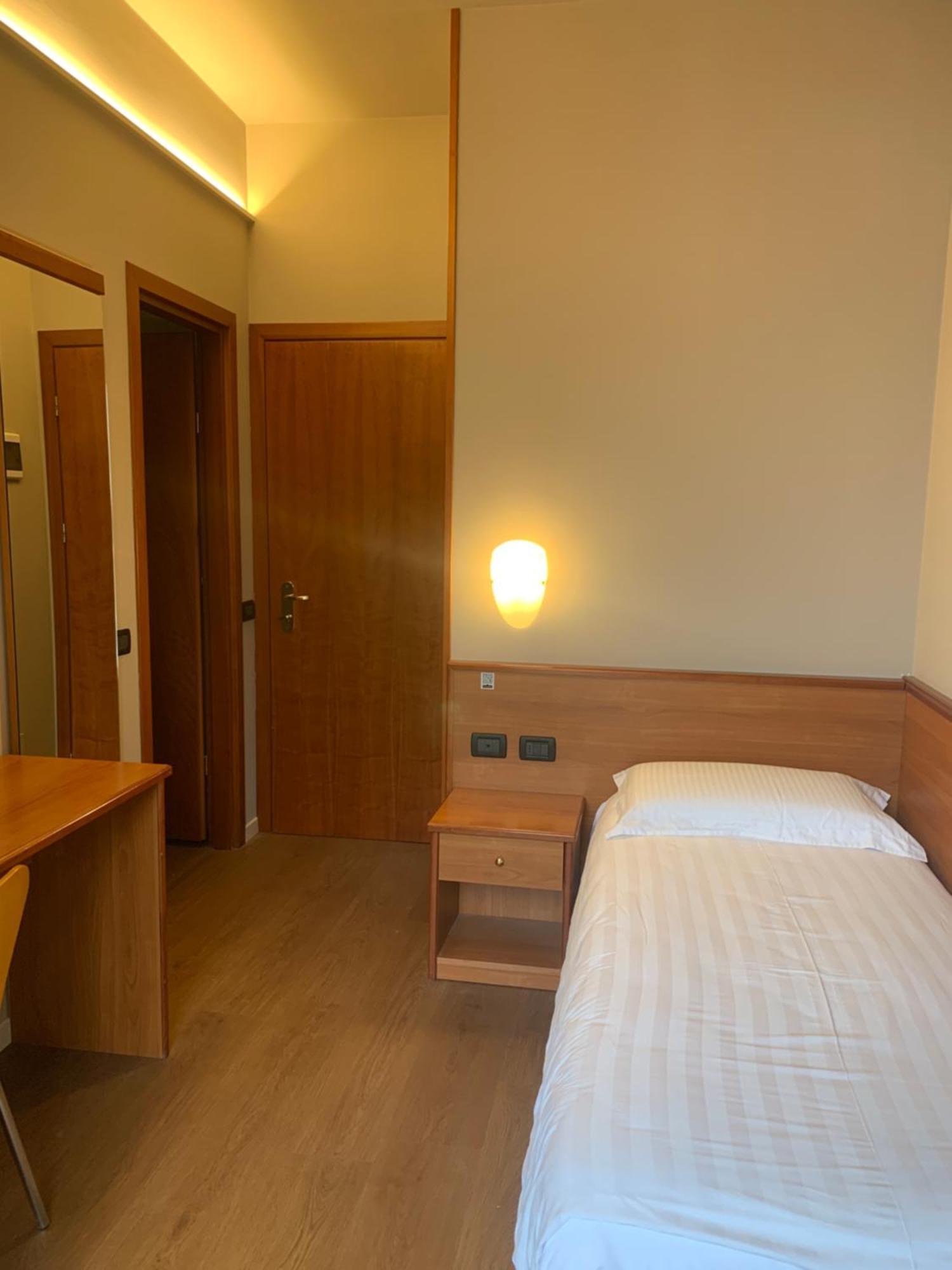 Albergo Moderno & Spa Fuipiano Valle Imagna Екстер'єр фото