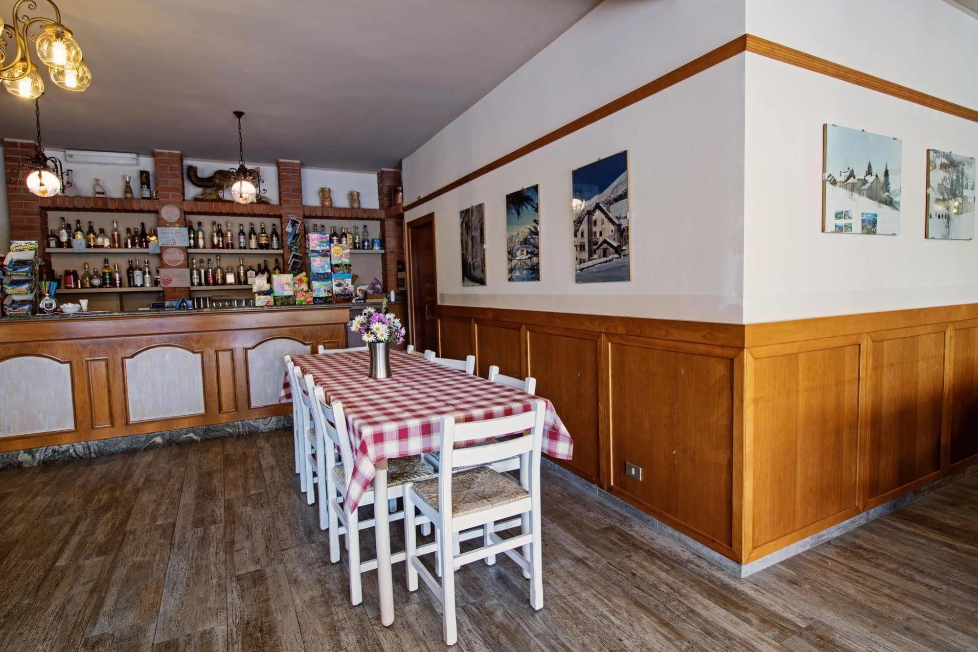 Albergo Moderno & Spa Fuipiano Valle Imagna Екстер'єр фото